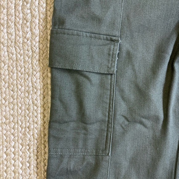 Vanilla Star Green Cargo Jumpsuit Women’s Sz L NWT - Picture 6 of 11